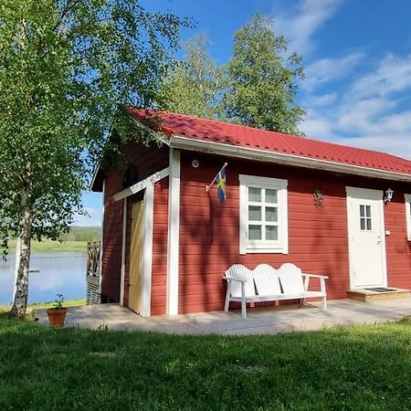 Mysig Stuga Med Sjoetomt, Naera Jaervsoebacken Exterior foto