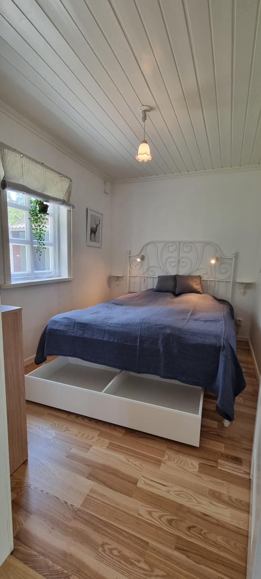 Mysig Stuga Med Sjoetomt, Naera Jaervsoebacken Exterior foto